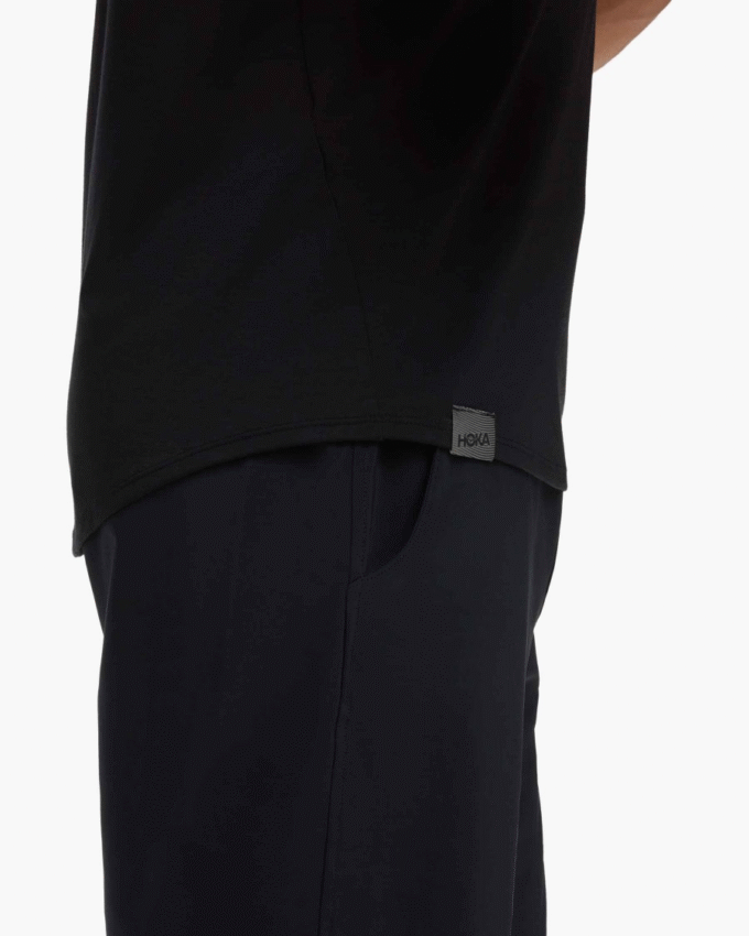 Camiseta esencial HOKA