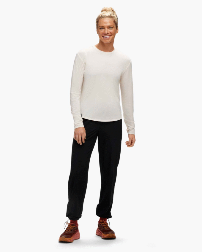 Camiseta HOKA Essential LS Camiseta HOKA Essential LS