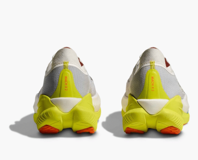 HOKA ONE ONE Mach 6