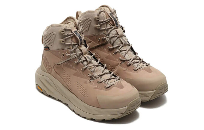 Sky Kaha ‘Dune Oxford Tan’