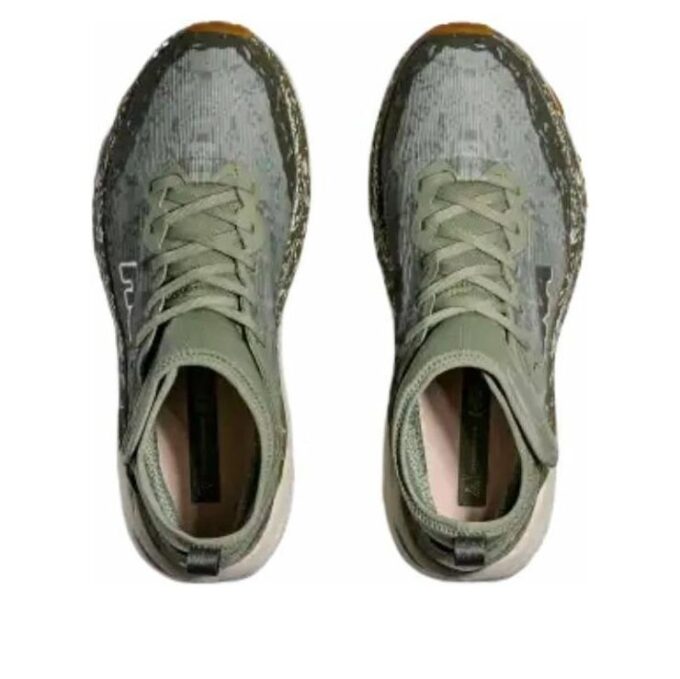 Speedgoat 6 Mid Gore-Tex ‘Leche de avena con musgo marino’