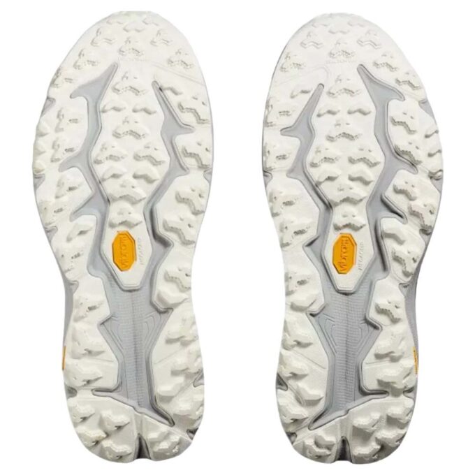 Speedgoat 6 ‘Polvo de estrellas negro’