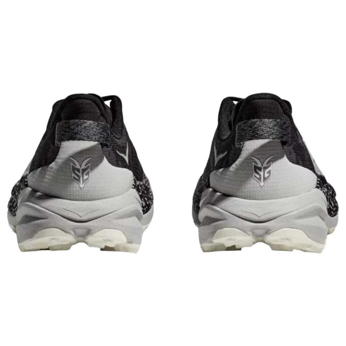 Speedgoat 6 ‘Polvo de estrellas negro’